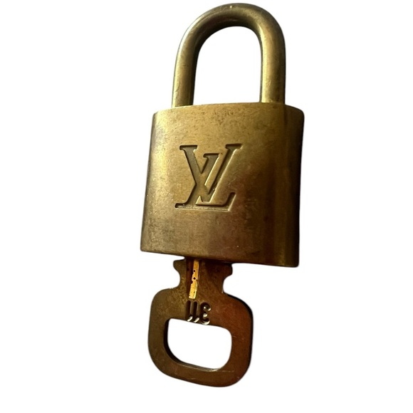 Louis Vuitton Lock and Key, AUTHENTIC! - Picture 5 of 5